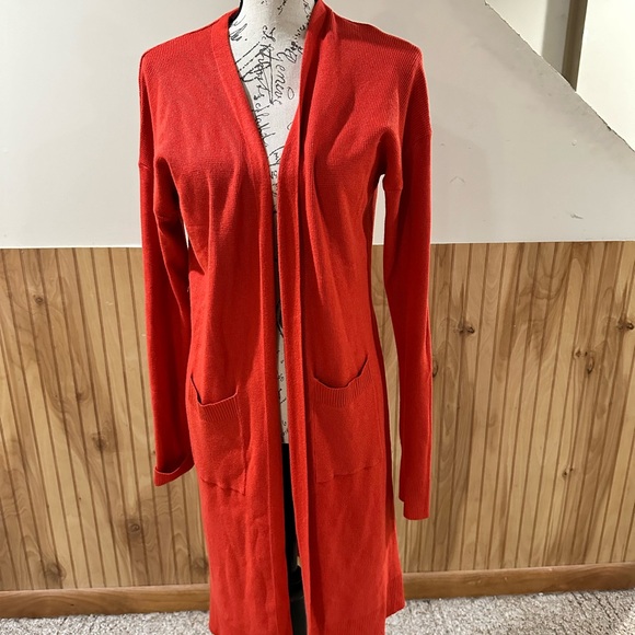 Tea & Rose cardigan - Picture 1 of 3